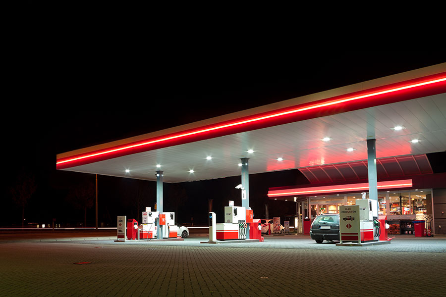 gas-station-cleaning Image